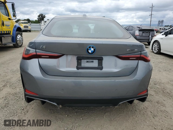 2023 BMW i4 eDrive35 z VIN WBY43AW06PFR23434, wystawiony jako Copart lot #54530055 z przebiegiem 16 920 mil mil oraz Szkody całkowita. Historia ofert i sprzedaży dostępna na DreamBid. Obrazek 6.