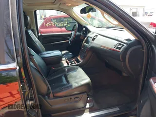 2011 Cadillac Escalade ESV Premium with VIN 1GYS4JEFXBR161853, listed as a IAAI auction lot 42095261 with 210,363 mi miles and . Bid and sale history available at DreamBid. Image 5.