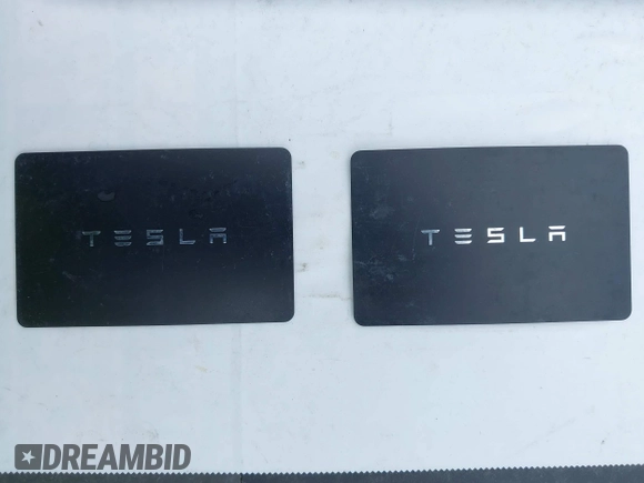 2021 Tesla Model 3 Performance with VIN 5YJ3E1EC2MF096681, listed as a IAAI auction lot 42068782 with 34,852 mi miles and . Bid and sale history available at DreamBid. Image 11.