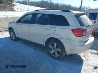 2016 Dodge Journey SE with VIN 3C4PDCAB6GT186547, listed as a IAAI auction lot 41263862 with 200,748 mi miles. Bid and sale history available at carsss.com. Image 3.
