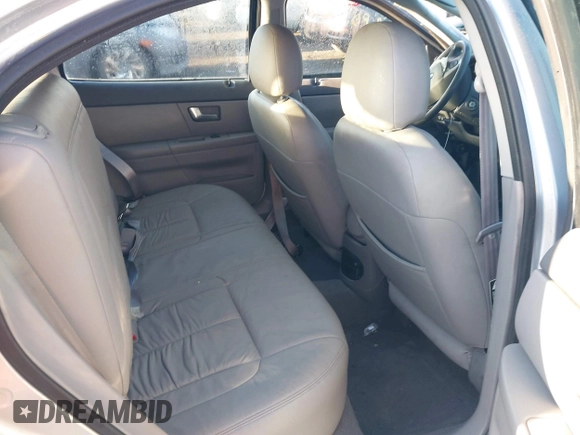 2001 Ford Taurus SE Standard z VIN 1FAFP582X1G268769, wystawiony jako IAAI lot #41837093 z przebiegiem 42 261 mil mil oraz . Historia ofert i sprzedaży dostępna na DreamBid. Obrazek 8.