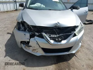 2016 Nissan Maxima SV z VIN 1N4AA6APXGC383279, wystawiony jako IAAI lot #42144003 z przebiegiem 141 099 mil mil oraz . Historia ofert i sprzedaży dostępna na DreamBid. Obrazek 6.