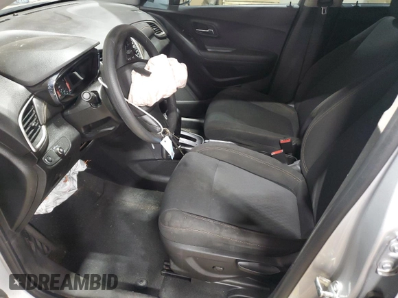 2020 Chevrolet Trax LS with VIN 3GNCJNSB5LL181097, listed as a Copart auction lot 62089465 with 75,319 mi miles and Salvage title. Bid and sale history available at DreamBid. Image 7.