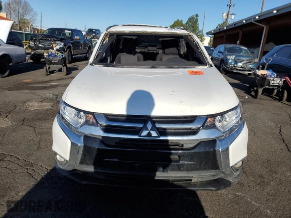 2018 Mitsubishi Outlander ES with VIN JA4AZ3A33JZ064156, listed as a Copart auction lot 55072645 with Not provided miles and Non repairable. Bid and sale history available at DreamBid. Image 5.