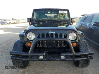 2011 Jeep Wrangler Rubicon с VIN 1J4BA6D17BL544602, выставлен на аукционе Copart как лот 76896714 с пробегом Не указан миль и На запчасти • Non repairable. История ставок и продаж доступна на DreamBid. Изображение 5.