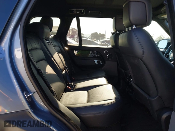 2022 Land Rover Range Rover Westminster with VIN SALGS2RU3NA467420, listed as a IAAI auction lot 42004620 with 38,138 mi miles and . Bid and sale history available at DreamBid. Image 8.
