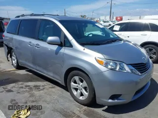 2011 Toyota Sienna LE AAS with VIN 5TDKK3DC6BS043380, listed as a IAAI auction lot 41943187 with 65,729 mi miles. Bid and sale history available at carsss.com. Image 1.
