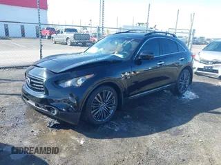 2016 Infiniti QX70 z VIN JN8CS1MW6GM750280, wystawiony jako IAAI lot #41588491 z przebiegiem 78 266 mil mil oraz . Historia ofert i sprzedaży dostępna na DreamBid. Obrazek 19.