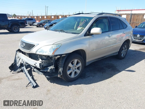 2008 Lexus RX with VIN 2T2HK31U38C057662, listed as a IAAI auction lot 41977657 with 178,847 mi miles. Bid and sale history available at carsss.com. Image 18.