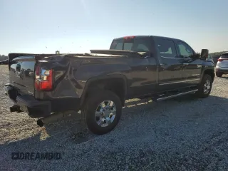 2015 GMC Sierra 3500HD Denali z VIN 1GT424E86FF533171, wystawiony jako Copart lot #74837874 z przebiegiem 128 234 mil mil oraz Szkoda całkowita • Salvage title. Historia ofert i sprzedaży dostępna na DreamBid. Obrazek 3.