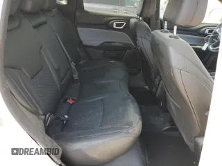 2025 Jeep Compass Latitude z VIN 3C4NJDBN1ST566404, wystawiony jako Copart lot #55024085 z przebiegiem 381 mil mil oraz Szkoda całkowita • Salvage title. Historia ofert i sprzedaży dostępna na DreamBid. Obrazek 10.