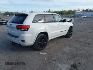 2022 Jeep Grand Cherokee WK Laredo X with VIN 1C4RJFAG8NC150575, listed as a IAAI auction lot 41198543 with 68,361 mi miles. Bid and sale history available at carsss.com. Image 4.