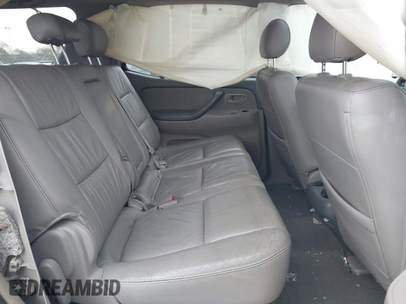 2006 Toyota Sequoia SR5 with VIN 5TDBT44A46S272938, listed as a IAAI auction lot 40974081 with 250,478 mi miles and . Bid and sale history available at DreamBid. Image 8.