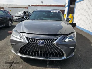 2022 Lexus ES 300h with VIN 58ADA1C17NU017617, listed as a Copart auction lot 61970855 with 16,988 mi miles and Salvage title. Bid and sale history available at DreamBid. Image 5.