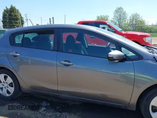 2016 Kia Forte 5-Door LX with VIN KNAFK5A81G5654585, listed as a IAAI auction lot 42103861 with 201,547 mi miles. Bid and sale history available at carsss.com. Image 14.