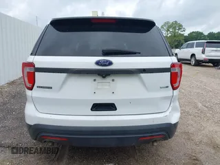 2016 Ford Police Interceptor Utility z VIN 1FM5K8AR7GGA08217, wystawiony jako IAAI lot #42180179 z przebiegiem 122 649 mil mil oraz . Historia ofert i sprzedaży dostępna na DreamBid. Obrazek 16.