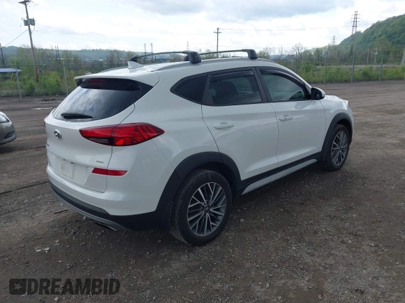 2020 Hyundai Tucson SEL z VIN KM8J3CAL4LU203021, wystawiony jako IAAI lot #42167082 z przebiegiem 49 826 mil mil oraz . Historia ofert i sprzedaży dostępna na DreamBid. Obrazek 4.