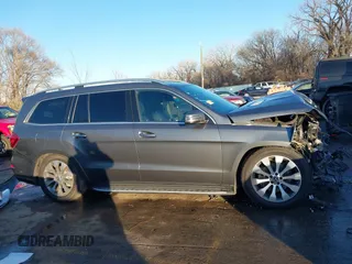 2019 Mercedes-Benz GLS 450 z VIN 4JGDF6EE8KB240066, wystawiony jako IAAI lot #41145325 z przebiegiem 40 977 mil mil oraz . Historia ofert i sprzedaży dostępna na DreamBid. Obrazek 14.