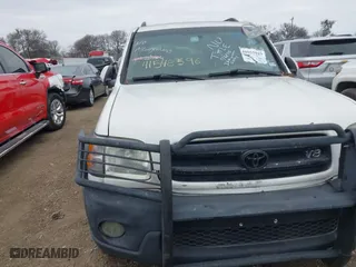 2003 Toyota Sequoia Limited with VIN 5TDBT48A03S204447, listed as a IAAI auction lot 41548596 with 1 mi miles. Bid and sale history available at carsss.com. Image 6.
