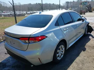 2024 Toyota Corolla LE with VIN 5YFB4MDE8RP152430, listed as a IAAI auction lot 41686276 with 4,142 mi miles. Bid and sale history available at carsss.com. Image 4.