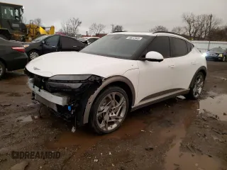 2023 Genesis GV60 Performance z VIN KMUKEDTB6PU005508, wystawiony jako Copart lot #49612945 z przebiegiem 24 354 mil mil oraz Szkody całkowita. Historia ofert i sprzedaży dostępna na DreamBid. Obrazek 1.
