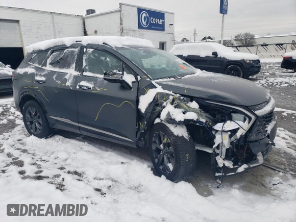 2024 Kia Sportage SX-Prestige с VIN KNDPXCDGXR7119794, выставлен на аукционе Copart как лот 45878275 с пробегом 56 803 миль миль и Списание • Salvage title. История ставок и продаж доступна на DreamBid. Изображение 4.