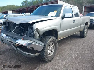 2003 Chevrolet Silverado 1500 Work Truck with VIN 2GCEC19X831370446, listed as a IAAI auction lot 41565715 with 179,326 mi miles. Bid and sale history available at carsss.com. Image 2.