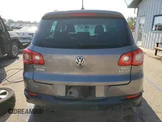 2010 Volkswagen Tiguan SEL with VIN WVGBV7AX2AW528700, listed as a Copart auction lot 76554624 with 134,566 mi miles and Salvage Title. Bid and sale history available at DreamBid. Image 6.
