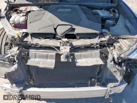 2019 Audi Q8 Prestige z VIN WA1FVAF18KD021623, wystawiony jako Copart lot #55755045 z przebiegiem 73 924 mil mil oraz Szkoda całkowita • Salvage title. Historia ofert i sprzedaży dostępna na DreamBid. Obrazek 12.