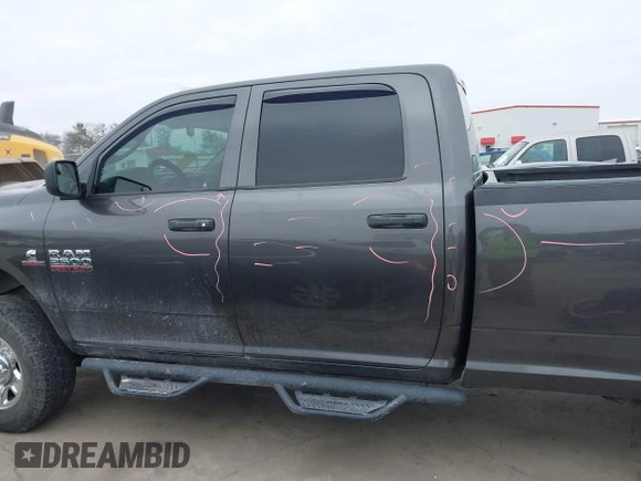 2018 Ram 2500 Tradesman with VIN 3C6UR5HL5JG166828, listed as a IAAI auction lot 41611085 with 151,716 mi miles. Bid and sale history available at carsss.com. Image 14.