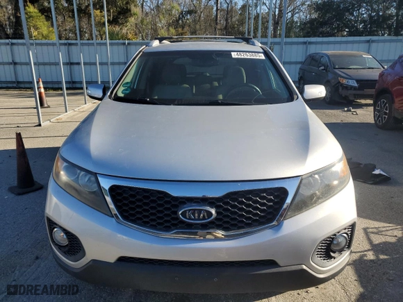 2012 Kia Sorento LX with VIN 5XYKT4A61CG205819, listed as a Copart auction lot 48263885 with 173,057 mi miles and Salvage Title. Bid and sale history available at carsss.com. Image 5.