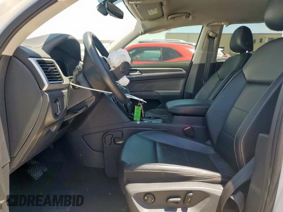 2022 Volkswagen Atlas SE with VIN 1V2WR2CA0NC527217, listed as a Copart auction lot 66227965 with 58,044 mi miles and Salvage title. Bid and sale history available at DreamBid. Image 7.