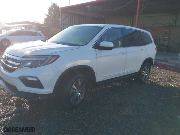 2016 Honda Pilot EX with VIN 5FNYF6H39GB003266, listed as a IAAI auction lot 40682948 with 155,569 mi miles. Bid and sale history available at carsss.com. Image 2.