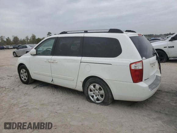 2007 Kia Sedona LX with VIN KNDMB233776147825, listed as a Copart auction lot 83355334 with 243,541 mi miles and Clean Title. Bid and sale history available at carsss.com. Image 2.