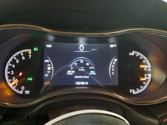 2014 Jeep Grand Cherokee Limited z VIN 1C4RJFBG6EC415007, wystawiony jako Copart lot #52321245 z przebiegiem 102 168 mil mil oraz Szkoda całkowita • Salvage title. Historia ofert i sprzedaży dostępna na DreamBid. Obrazek 9.