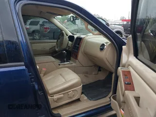 2007 Ford Explorer Eddie Bauer с VIN 1FMEU74EX7UB36790, выставлен на аукционе IAAI как лот 42370176 с пробегом 178 660 миль миль и . История ставок и продаж доступна на DreamBid. Изображение 5.