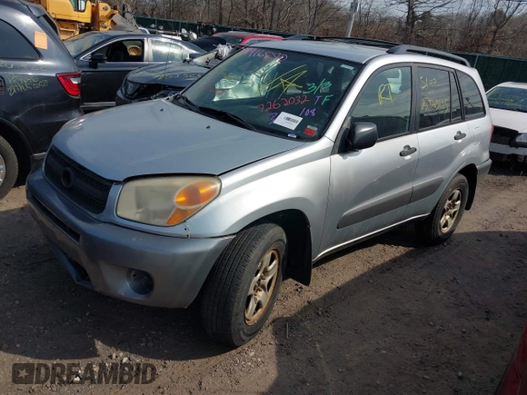 2005 Toyota RAV4 with VIN JTEHD20V656039576, listed as a IAAI auction lot 41905777 with 999,999 mi miles. Bid and sale history available at carsss.com. Image 2.