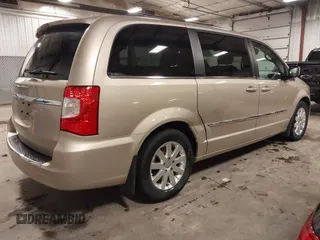 2012 Chrysler Town & Country Touring with VIN 2C4RC1BG3CR363854, listed as a IAAI auction lot 41733016 with 76,869 mi miles. Bid and sale history available at carsss.com. Image 4.