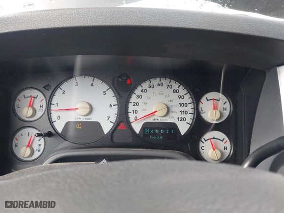 2008 Dodge Ram 1500 SLT with VIN 1D7HU18228S628151, listed as a IAAI auction lot 41563519 with 274,532 mi miles. Bid and sale history available at carsss.com. Image 7.