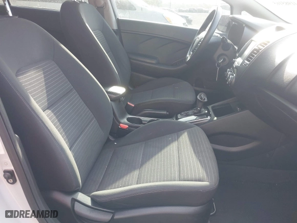 2018 Kia Forte LX with VIN 3KPFL4A78JE212500, listed as a IAAI auction lot 41985165 with 94,462 mi miles. Bid and sale history available at carsss.com. Image 5.