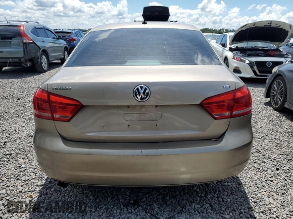 2015 Volkswagen Passat Limited Edition with VIN 1VWAT7A35FC093020, listed as a Copart auction lot 62692295 with 138,823 mi miles and Clean title. Bid and sale history available at DreamBid. Image 6.