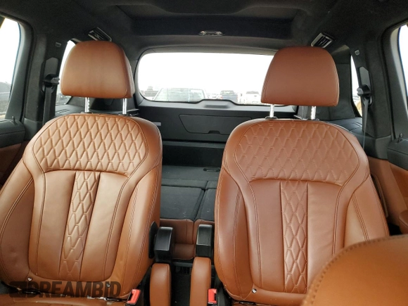 2022 BMW X7 M50i z VIN 5UXCX6C00N9L56814, wystawiony jako Copart lot #46108725 z przebiegiem 35 216 mil mil oraz Szkoda całkowita • Salvage title. Historia ofert i sprzedaży dostępna na DreamBid. Obrazek 10.