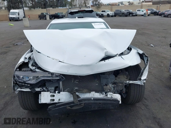 2023 Chevrolet Camaro 2LT z VIN 1G1FD1RS1P0132244, wystawiony jako IAAI lot #42110410 z przebiegiem 39 031 mil mil oraz . Historia ofert i sprzedaży dostępna na DreamBid. Obrazek 6.