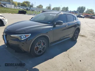 2022 Alfa Romeo Stelvio Ti with VIN ZASPAKBN8N7D38624, listed as a Copart auction lot 75230204 with 25,579 mi miles and Salvage Title. Bid and sale history available at carsss.com. Image 1.