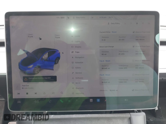 2022 Tesla Model Y Long Range z VIN 7SAYGAEE5NF428327, wystawiony jako IAAI lot #41698750 z przebiegiem 26 846 mil mil oraz . Historia ofert i sprzedaży dostępna na DreamBid. Obrazek 7.