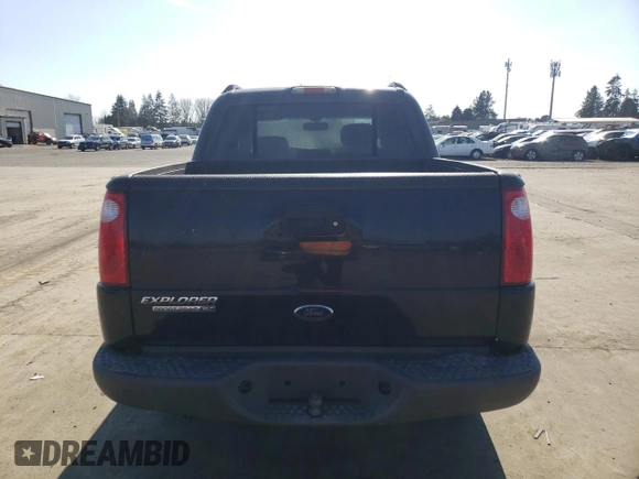 2003 Ford Explorer Sport Trac XLS z VIN 1FMZU77E53UB07964, wystawiony jako Copart lot #47987855 z przebiegiem 151 626 mil mil oraz Szkoda całkowita • Salvage title. Historia ofert i sprzedaży dostępna na DreamBid. Obrazek 6.