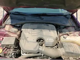 2020 Chrysler 300 Limited с VIN 2C3CCAEGXLH145857, выставлен на аукционе Copart как лот 70427895 с пробегом 67 533 миль миль и Чистый • Clean title. История ставок и продаж доступна на DreamBid. Изображение 13.