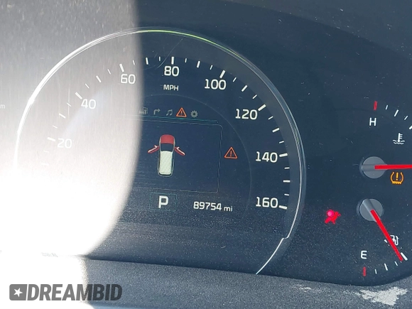 2016 Kia Sorento SX with VIN 5XYPKDA56GG073047, listed as a IAAI auction lot 41725130 with 89,754 mi miles. Bid and sale history available at carsss.com. Image 15.