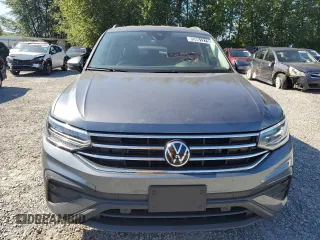 2024 Volkswagen Tiguan SE with VIN 3VV3B7AX2RM043794, listed as a Copart auction lot 65061275 with 40,033 mi miles and Clean title. Bid and sale history available at DreamBid. Image 5.
