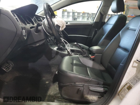 2019 Volkswagen Golf S с VIN 3VWH17AU1KM519565, выставлен на аукционе Copart как лот 82666284 с пробегом 114 029 миль миль и Списание • Salvage title. История ставок и продаж доступна на DreamBid. Изображение 7.